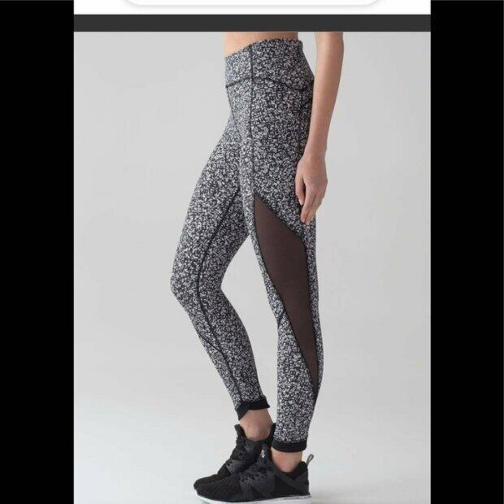 Lululemon leggings size 8